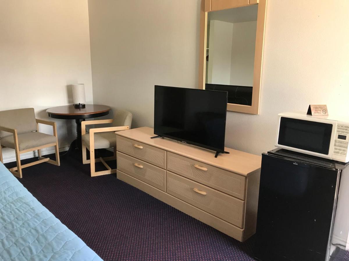 Luxury Inn George West 외부 사진